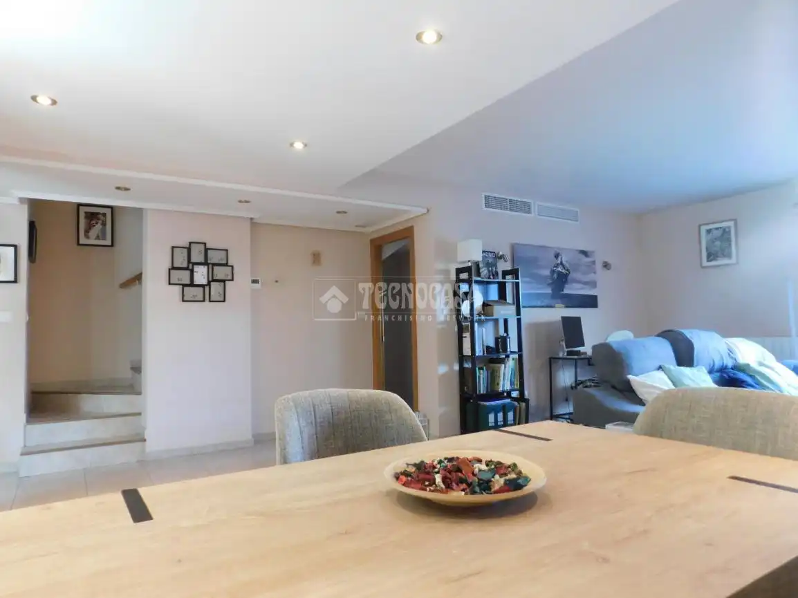 Wohnzimmer von Einfamilien-Reihenhaus zum Verkauf in Villanueva de Gállego