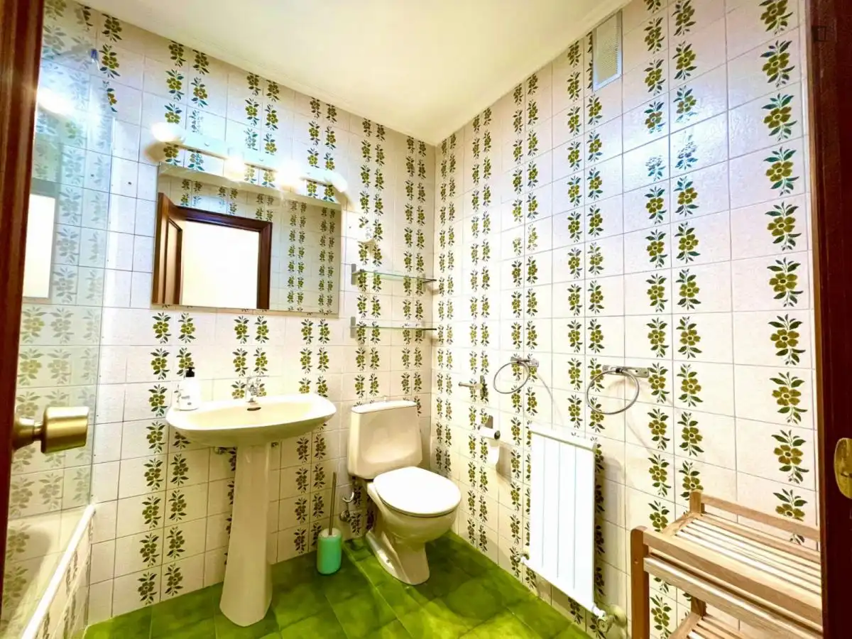 Room in Castaños - Begoñaibarra