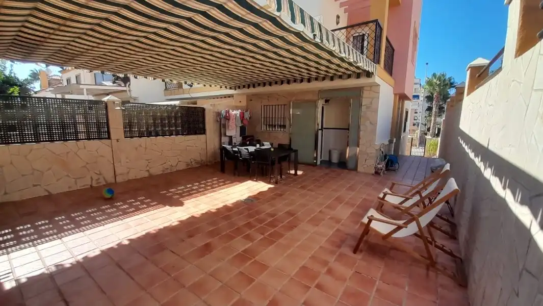 Xalet amb terrassa en venda a Calle Amapola 25, imagen 12