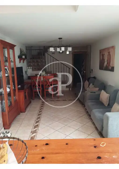 Sala d'estar de Casa adosada en venda en Almazora / Almassora amb Aire condicionat, Calefacció i Terrassa