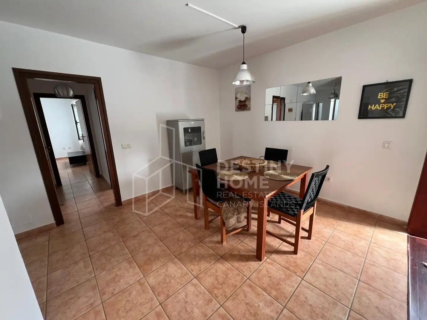 Menjador de Casa o xalet en venda en La Oliva amb Jardí privat, Terrassa i Traster