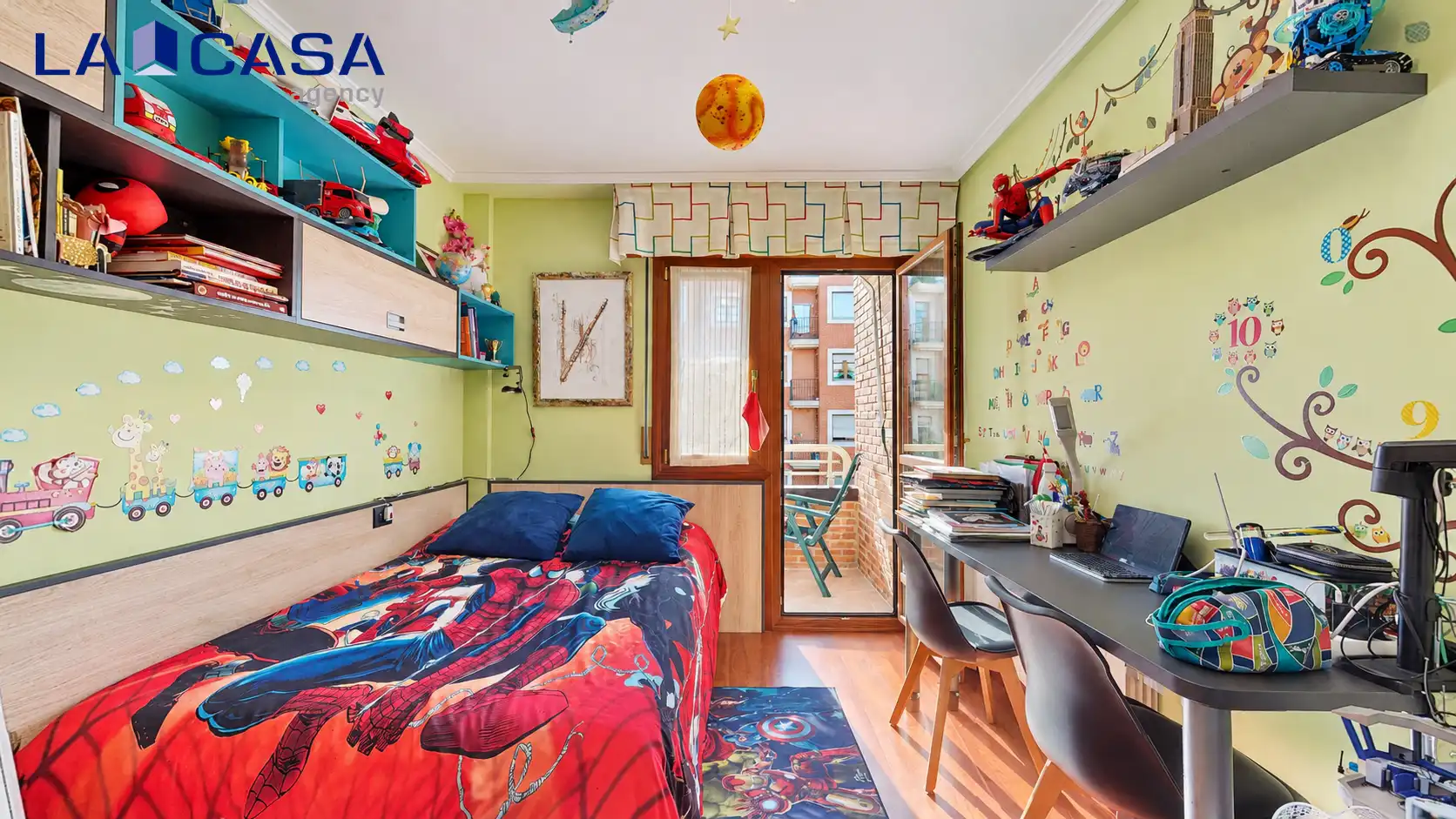 Schlafzimmer von Wohnung zum Verkauf in Amurrio mit Abstellraum und Balkon
