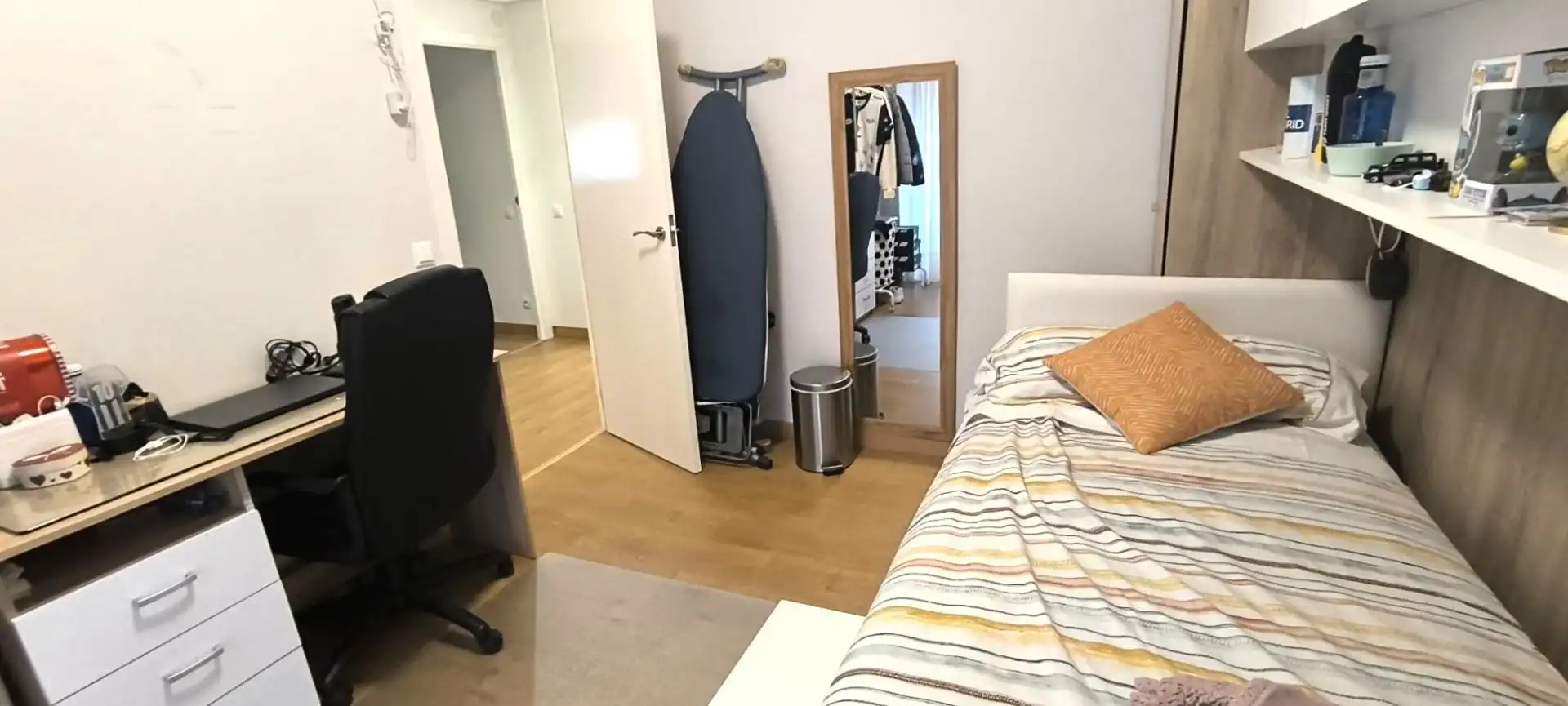 Bedroom of Flat for sale in  Logroño  with Heating and Terrace