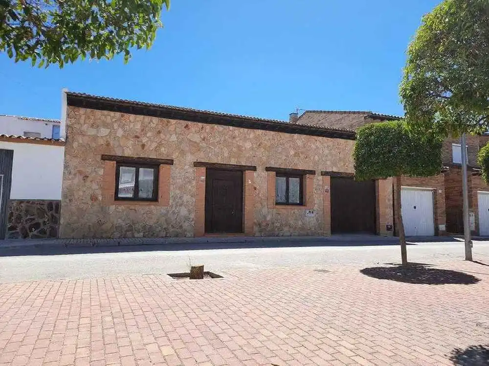 Nave industrial en venta en C/ Cristóbal Colón, imagen 2