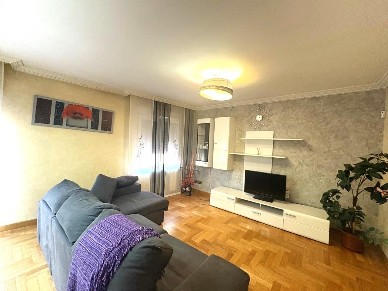 Living room of Flat to rent in Aranda de Duero  with Terrace and Furnished