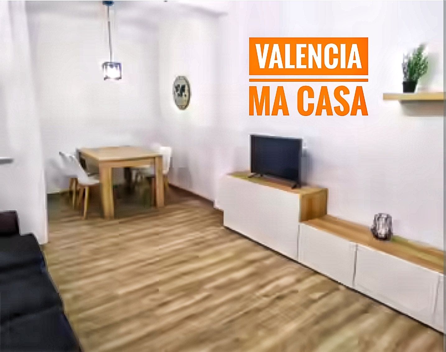 Living room of Flat to rent in  Valencia Capital  with Air Conditioner, Terrace and Furnished