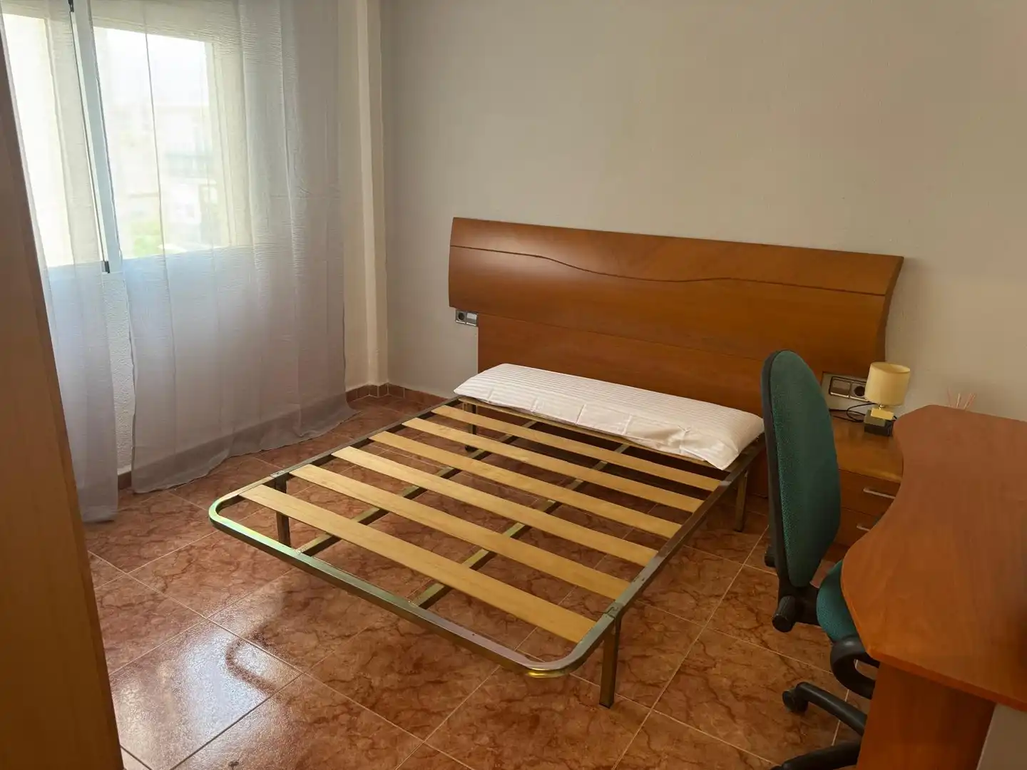 Bedroom of Flat for rent in Granada  with Air Conditioner, Terrace and Furnished