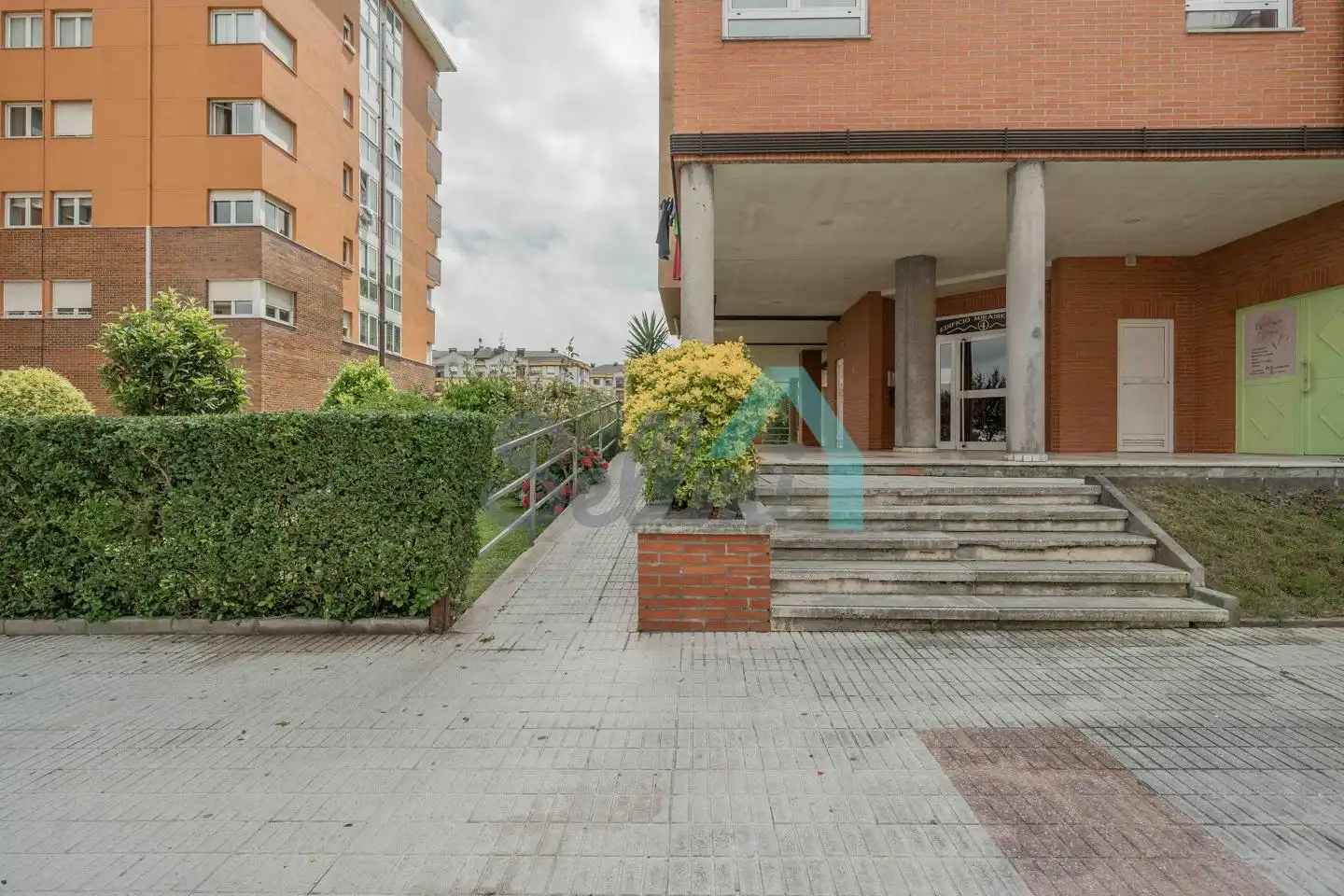 Exterior view of Flat for rent in Oviedo   with Heating, Parquet flooring and Furnished