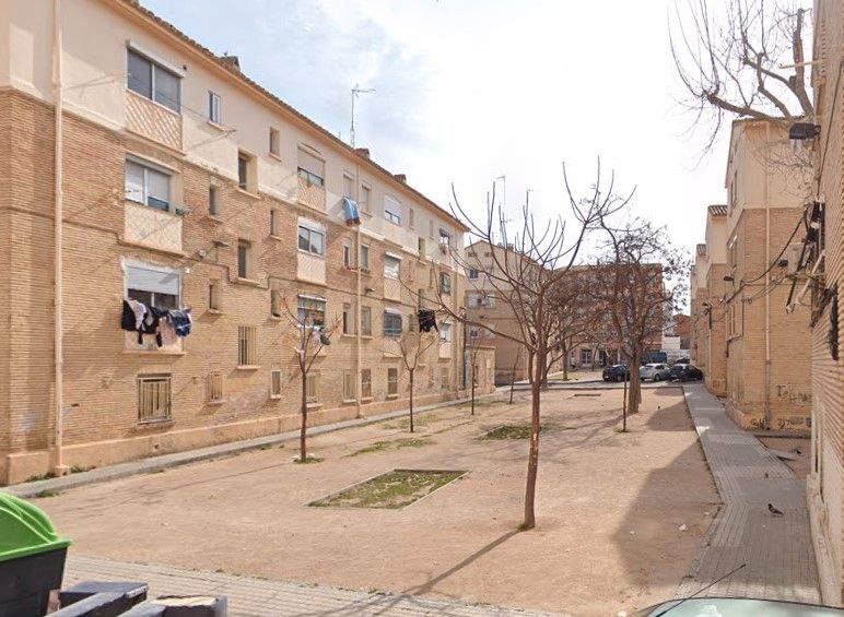 Flat for sale in Grupo Gabriela Mistral, Oliver