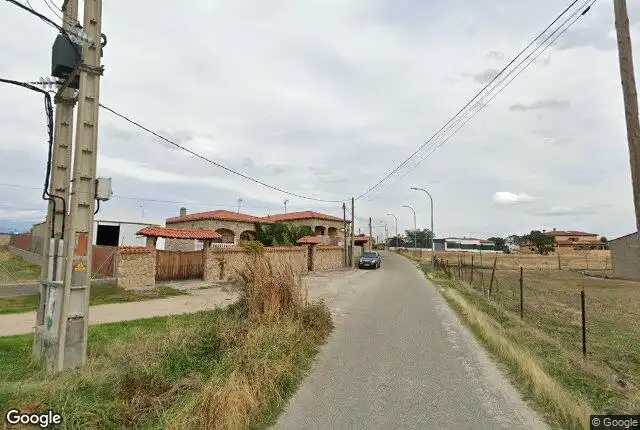 Detached homes for sale in Talayuela