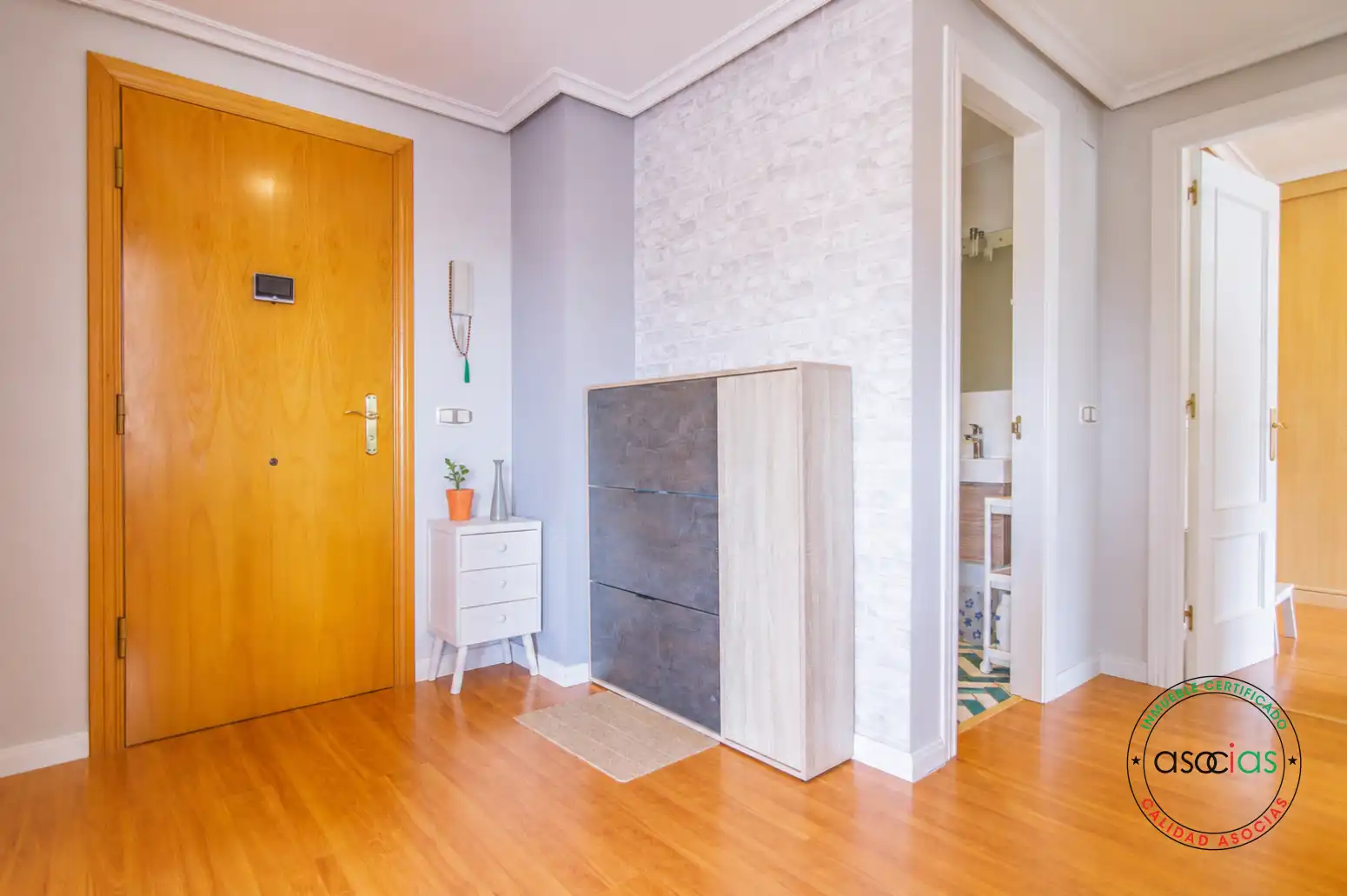 Àtic en venda en Oviedo  amb Calefacció, Jardí privat i Parquet