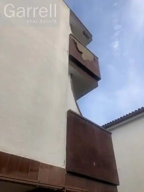 Vista exterior de Casa o xalet en venda en Arenys de Mar amb Piscina