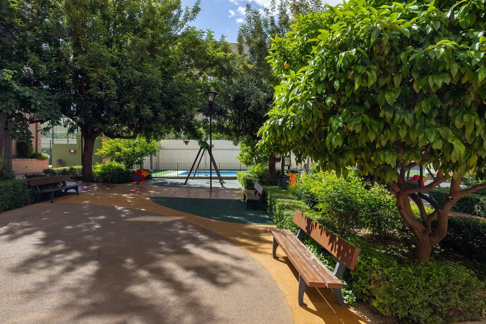 Jardí de Pis en venda en Granada amb Aire condicionat, Calefacció i Parquet