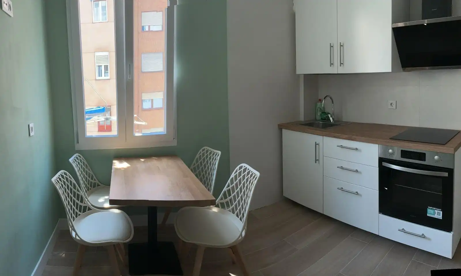 Kitchen of Flat for rent in Bilbao   with Heating, Furnished and Balcony