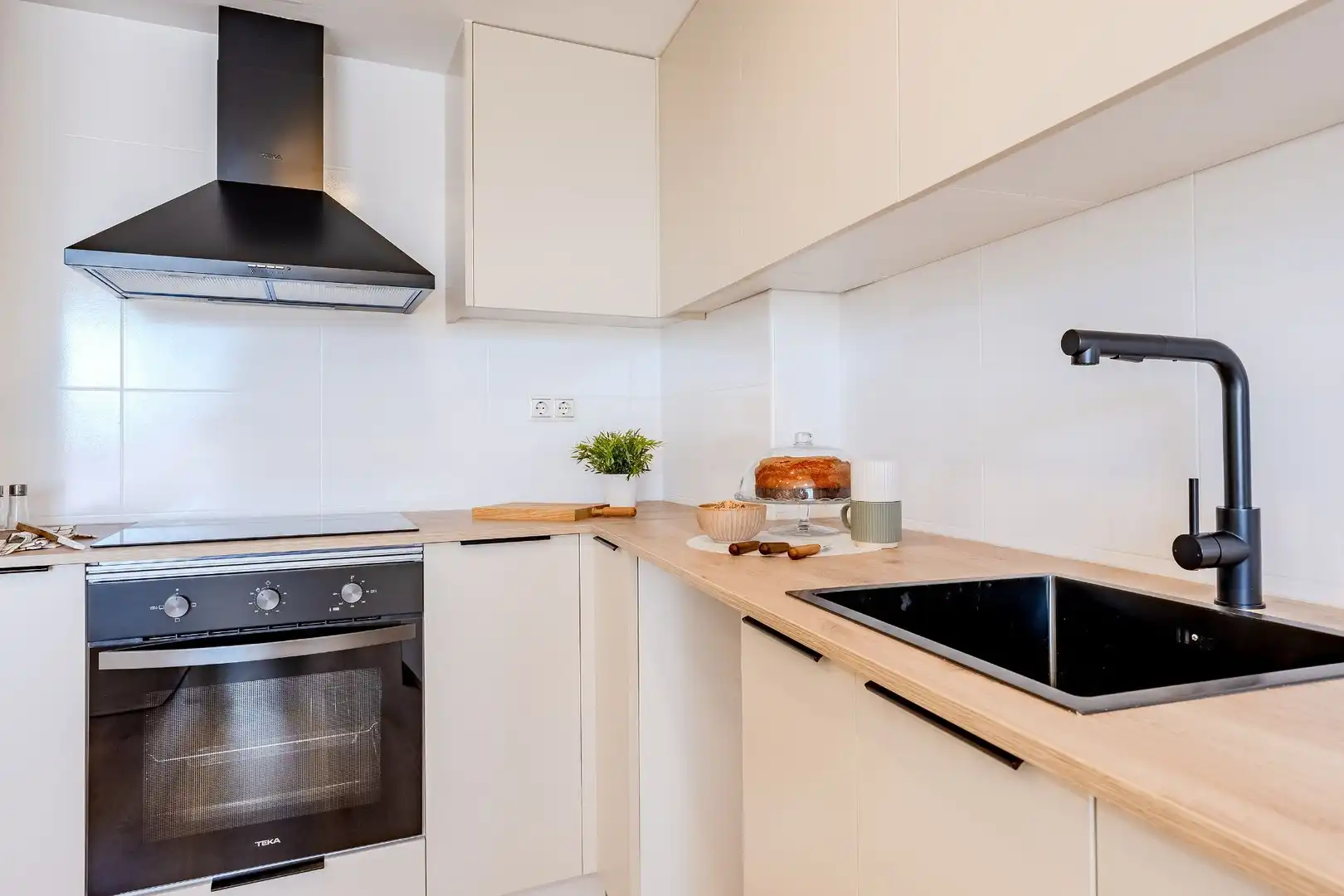 Piso en venta en Antoni de Capmany, El Palau - Escorxador