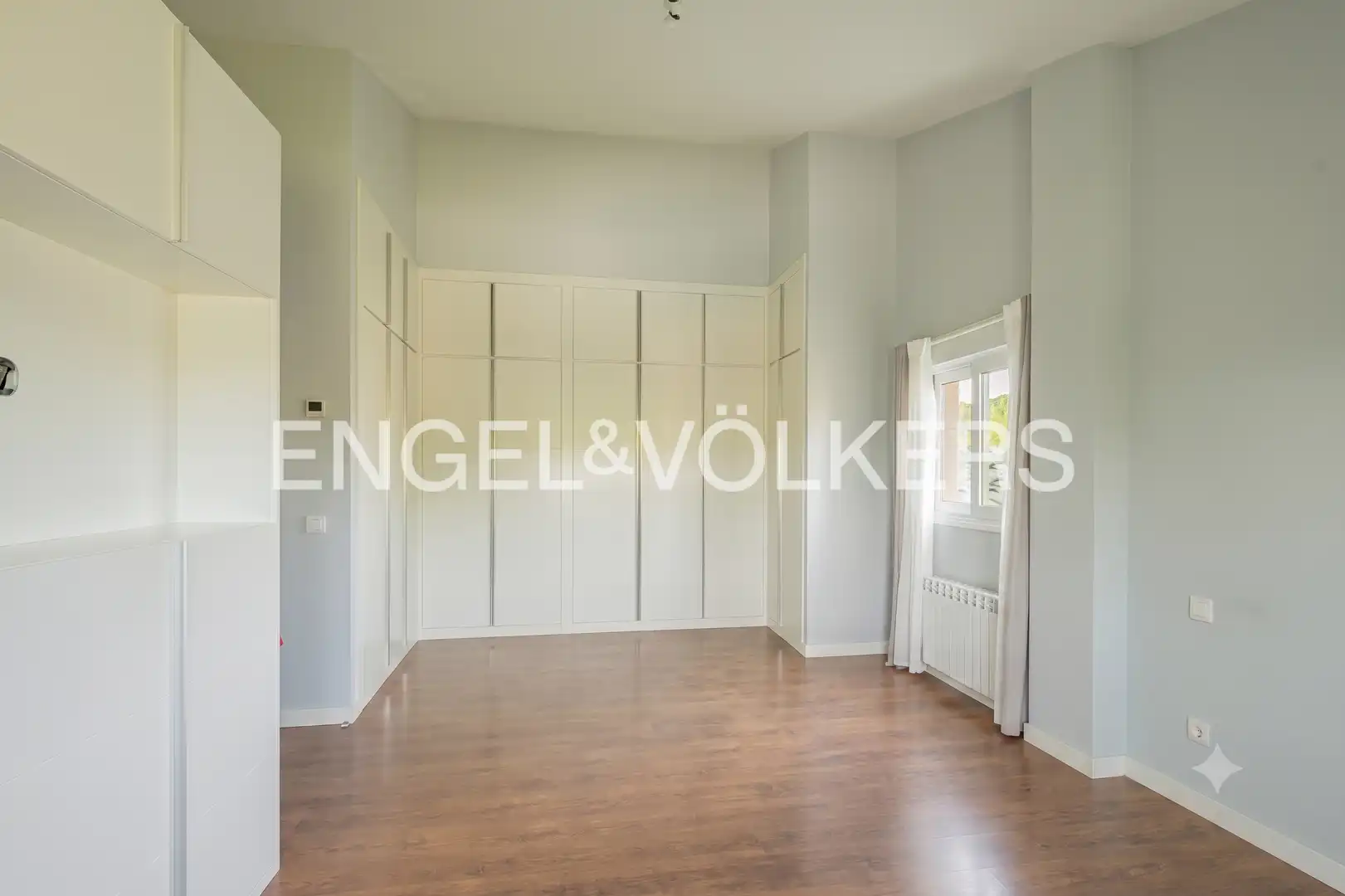 Comedor de Casa adosada de alquiler en Tres Cantos con Aire acondicionado, Calefacción y Jardín privado