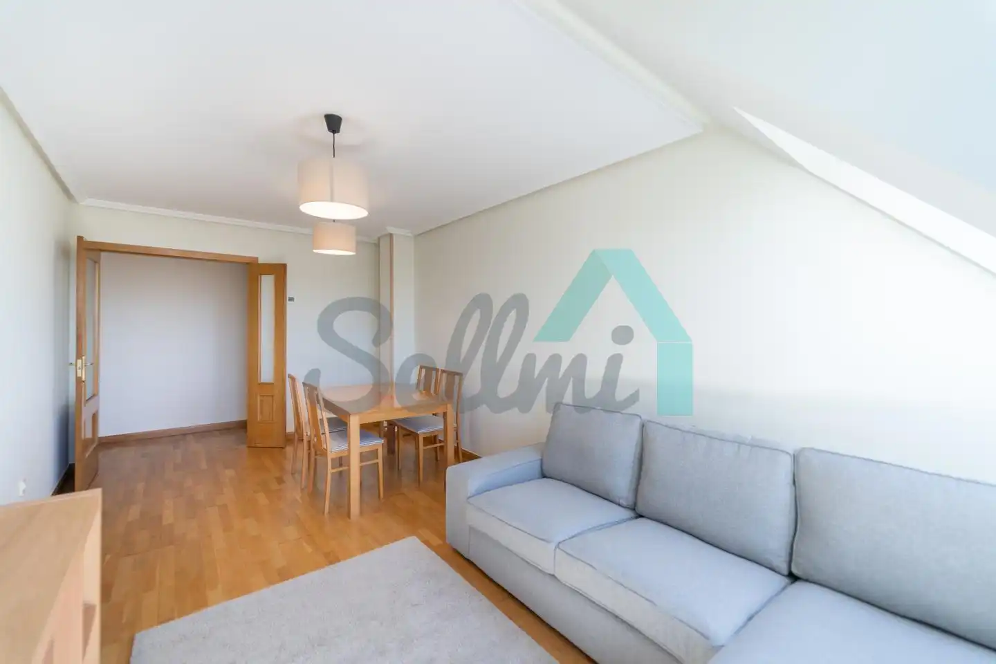Flat with lift to rent in Calle Juan Antonio Álvarez Rabanal, imagen 3