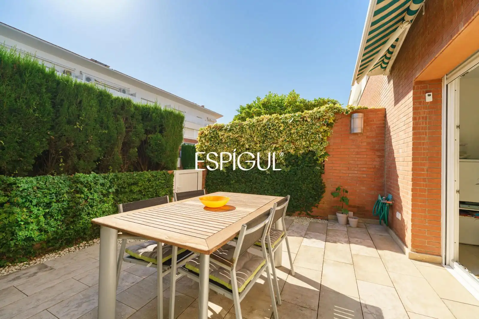 Terrassa de Casa adosada en venda en Premià de Mar amb Aire condicionat, Calefacció i Jardí privat