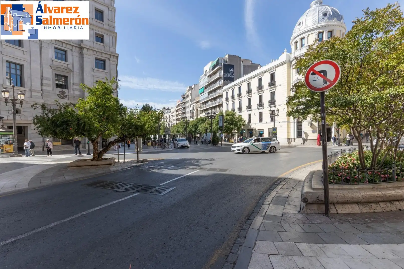 Vista exterior de Pis en venda en Granada amb Calefacció