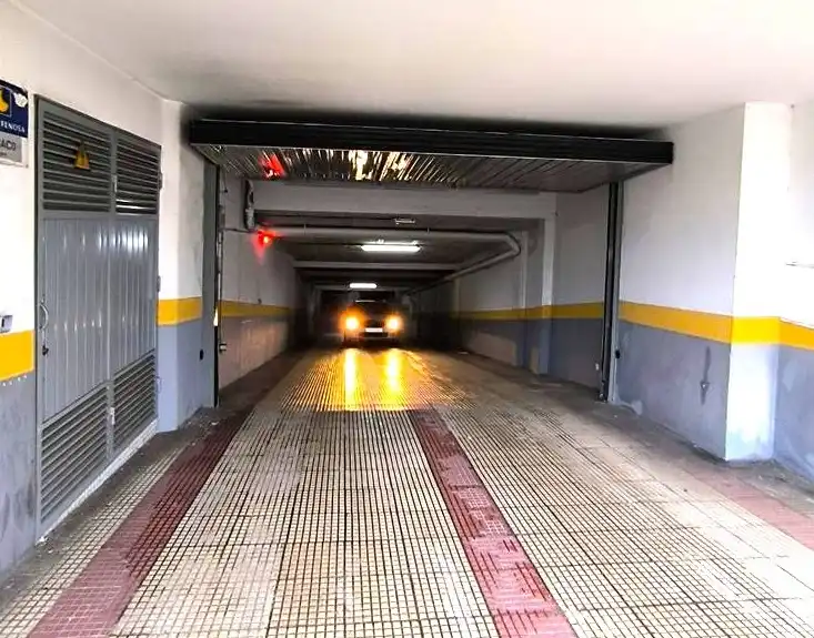 Parking de Garaje en venta en Vigo 