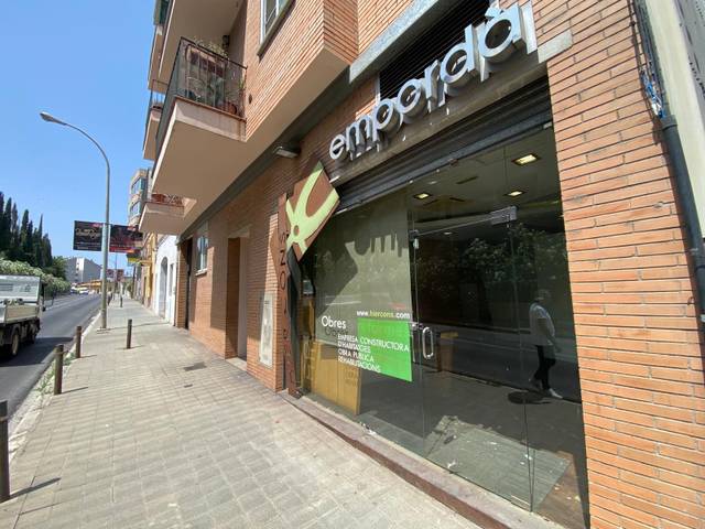Local comercial en Alquiler en Poble Nou - Olivar Gran
