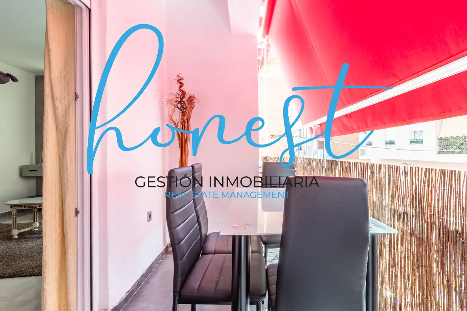 Vista exterior de Casa o chalet en venta en Torremolinos con Aire acondicionado y Amueblado