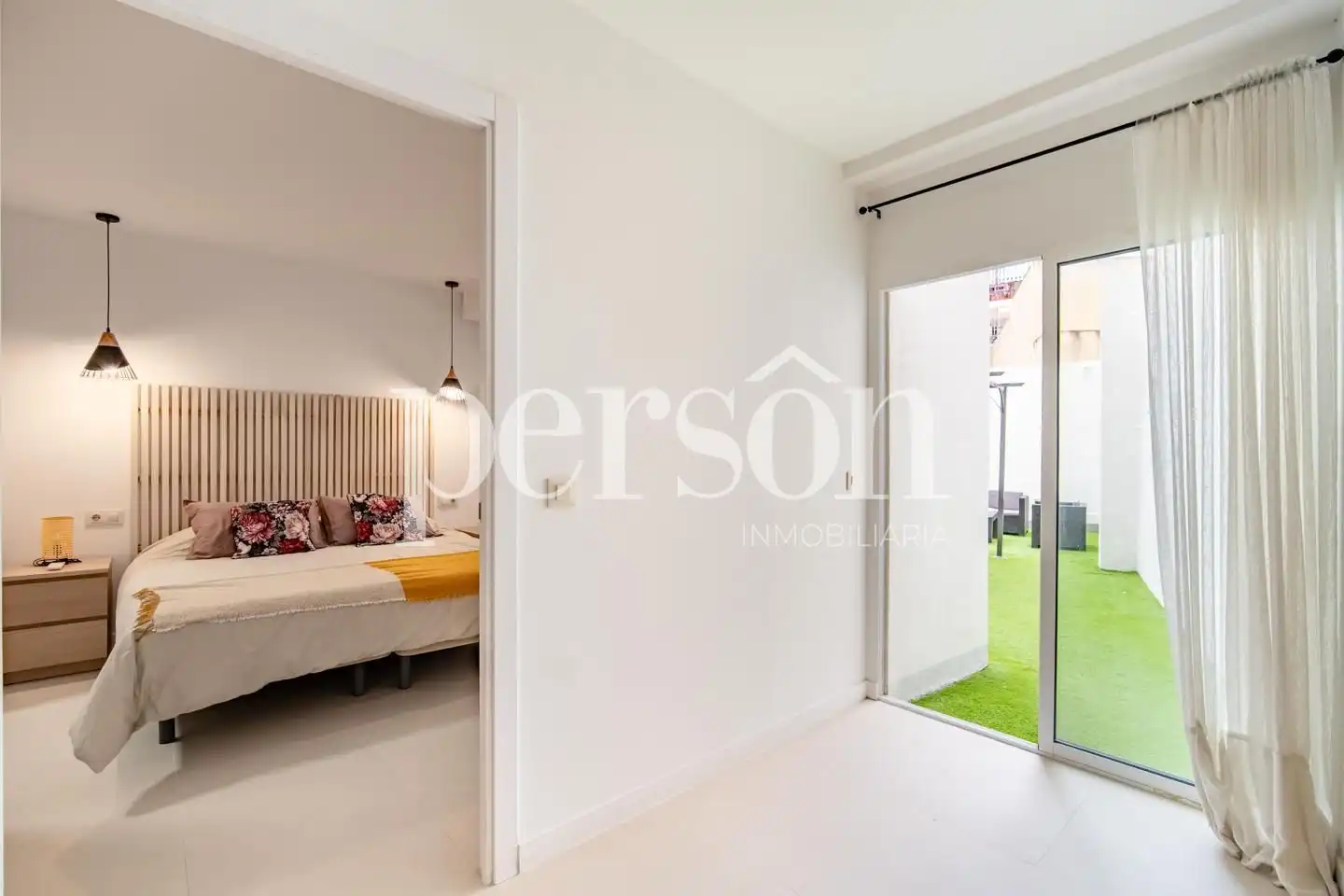 Bedroom of Ground floor for sale in Valencia  with Air Conditioner, Heating and Terrace
