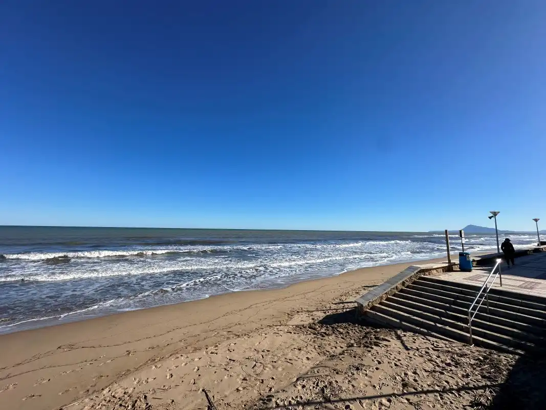 Vista exterior de Piso en venta en Piles con Aire acondicionado