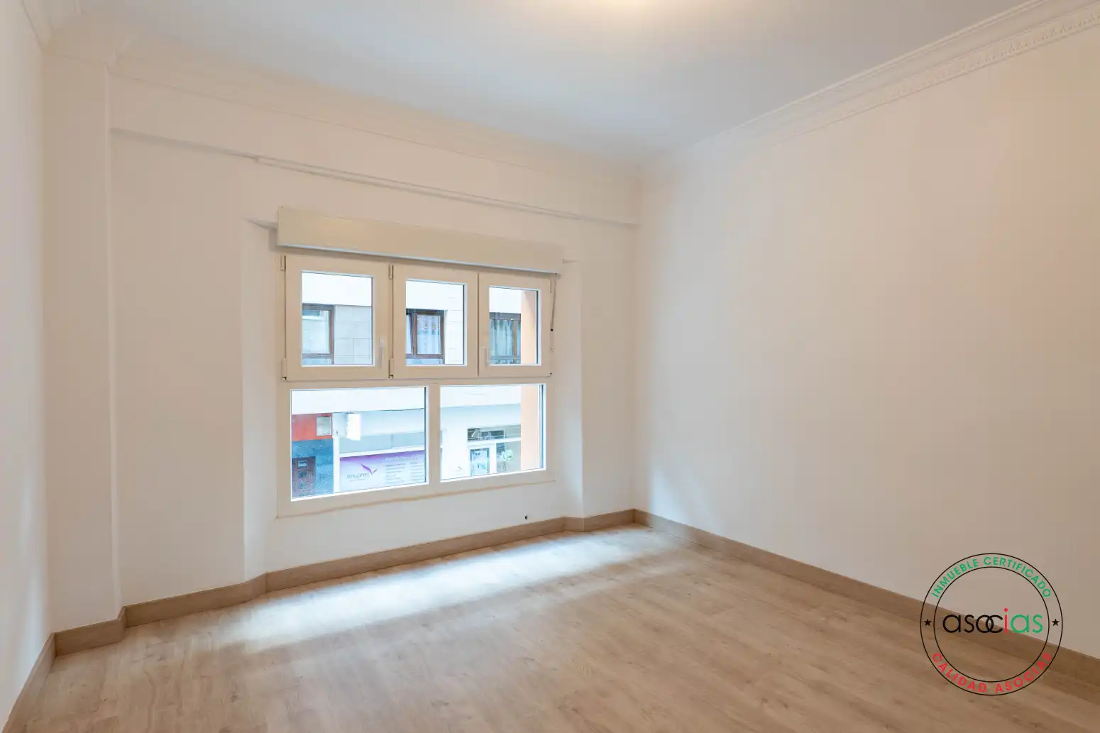 Habitación de Piso en venta en Gijón  con Calefacción