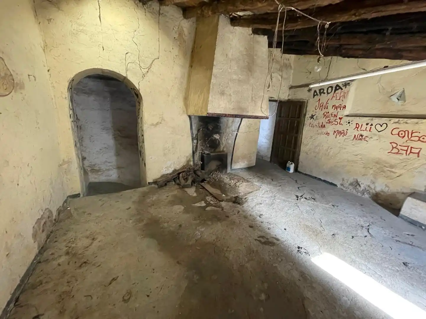 Casa o xalet en venda en Montánchez amb Terrassa i Traster