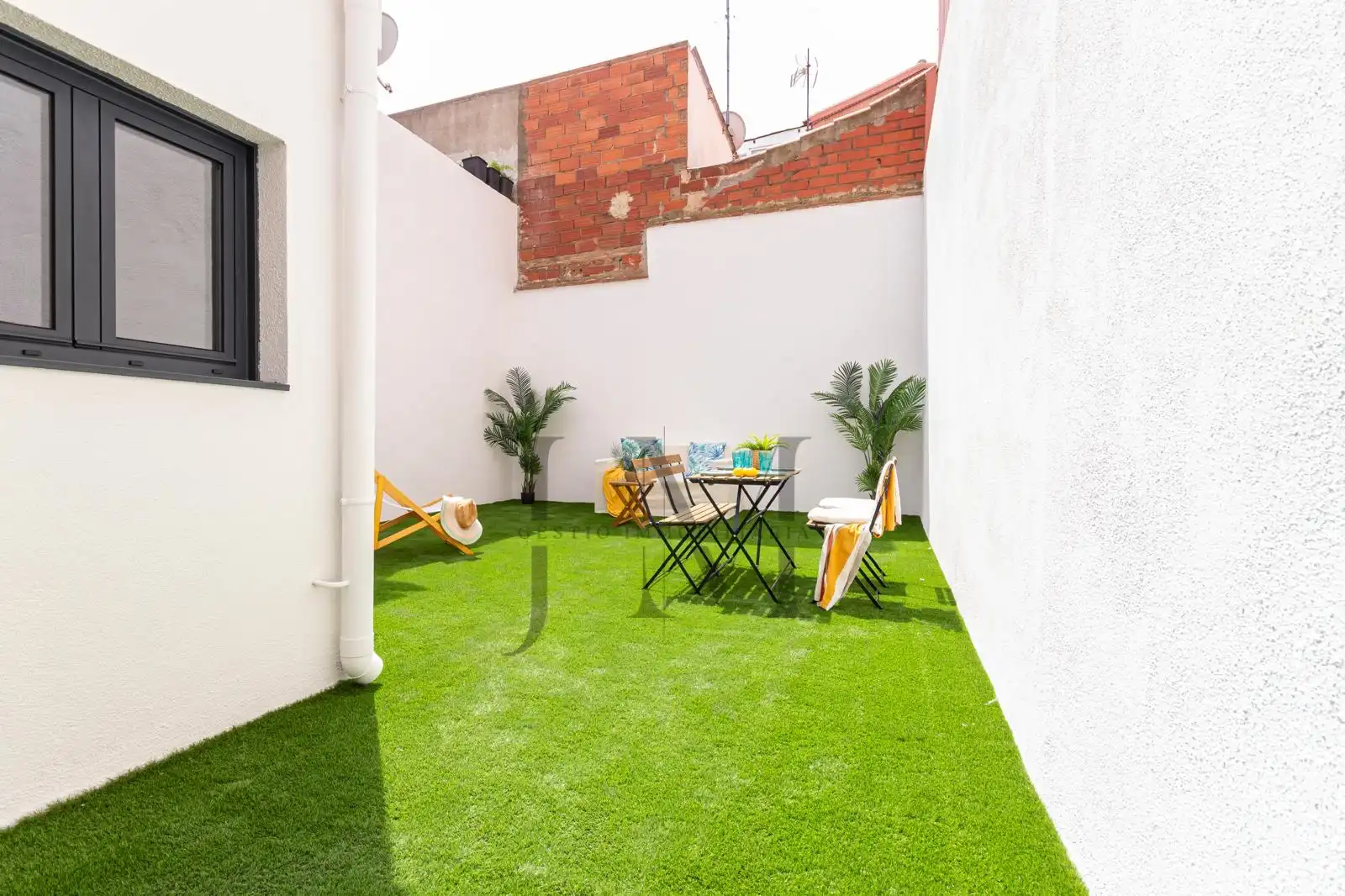 Terrassa de Casa o xalet en venda en Terrassa amb Aire condicionat, Calefacció i Jardí privat