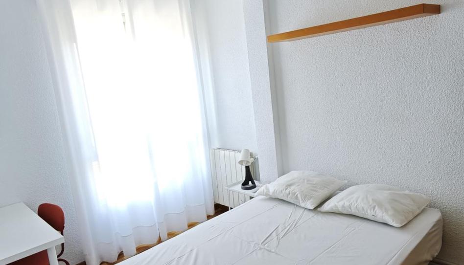 Foto 1 de Apartament per a compartir a La Alhóndiga, Madrid