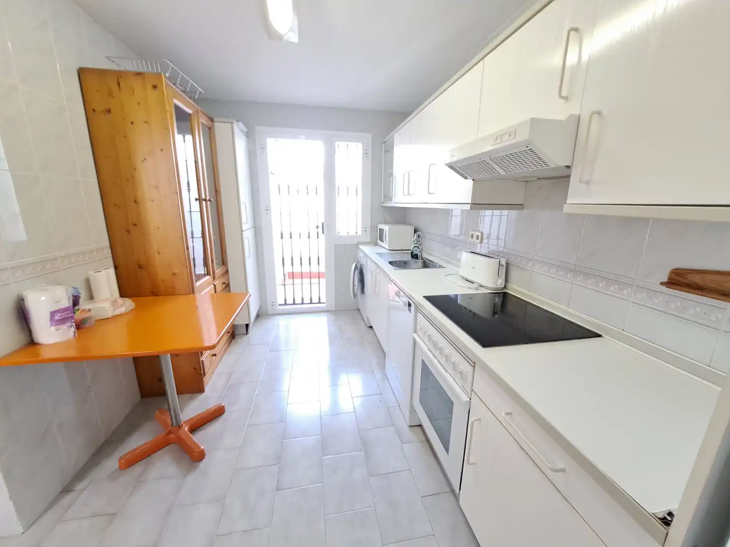 Wohnung zur Miete in Urbanización Los Naranjos de Marbella, 46, La Dama de Noche - La Alzambra