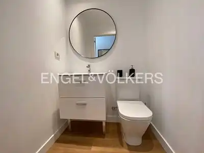 Bany de Àtic de lloguer en Valencia amb Aire condicionat, Calefacció i Parquet