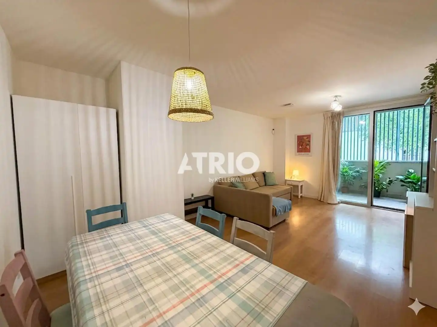 Vista exterior de Piso en venta en  Palma de Mallorca con Aire acondicionado, Terraza y Piscina