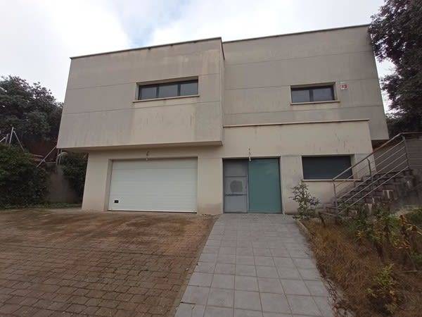 Casa-chalet en Venta en C/ Encinas en Valdeaveruelo