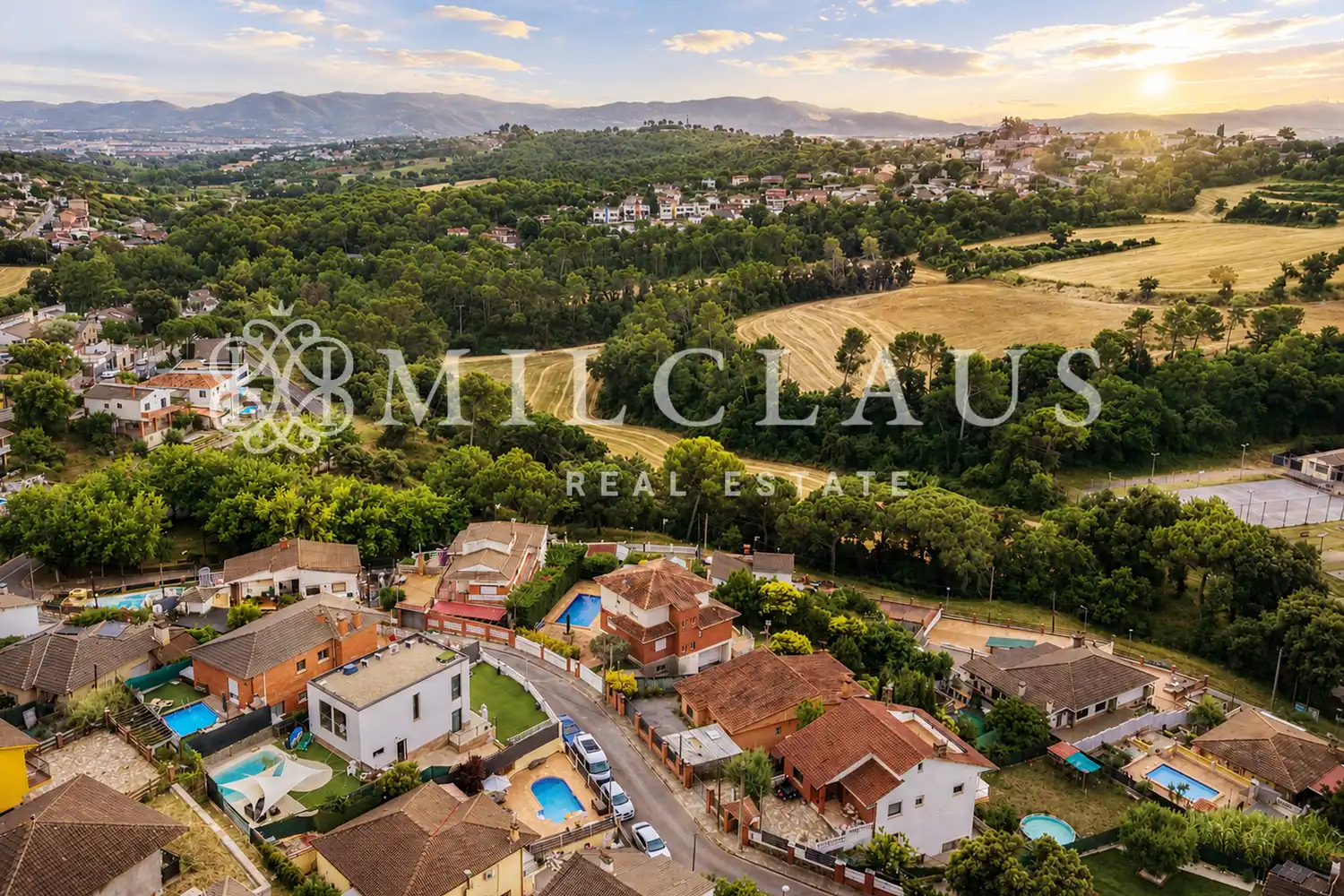 Außenansicht von Haus oder Chalet zum Verkauf in Lliçà d'Amunt mit Klimaanlage, Heizung und Privatgarten