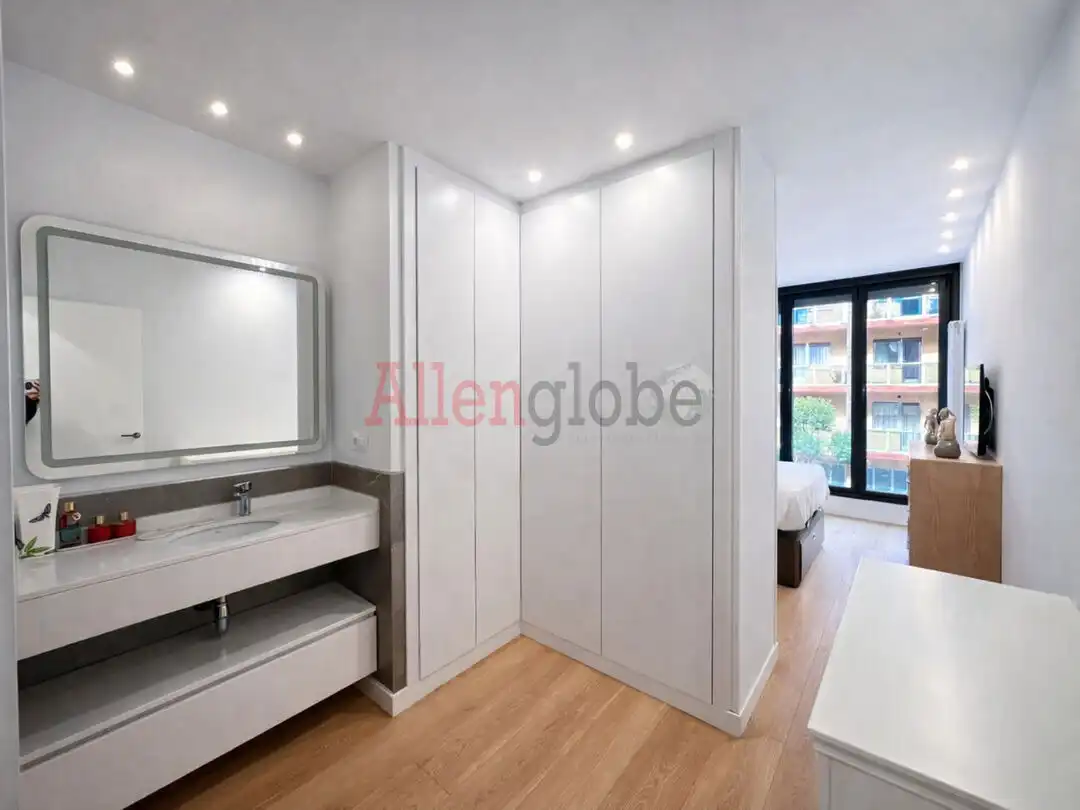 Schlafzimmer von Wohnung zum Verkauf in Oviedo  mit Heizung und Parkett