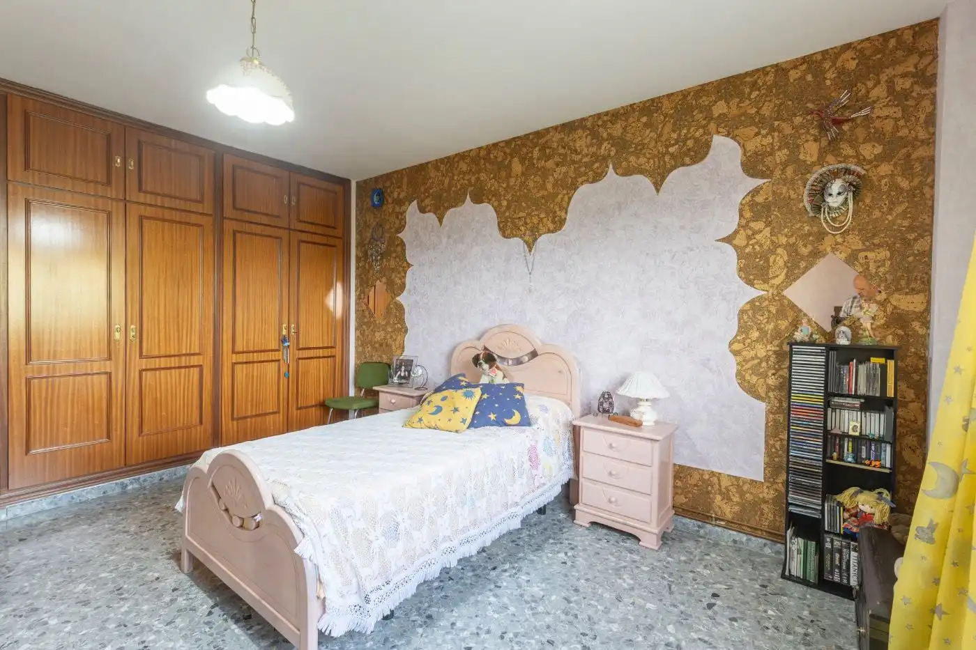 Schlafzimmer von Haus oder Chalet zum Verkauf in Víznar mit Klimaanlage, Heizung und Privatgarten