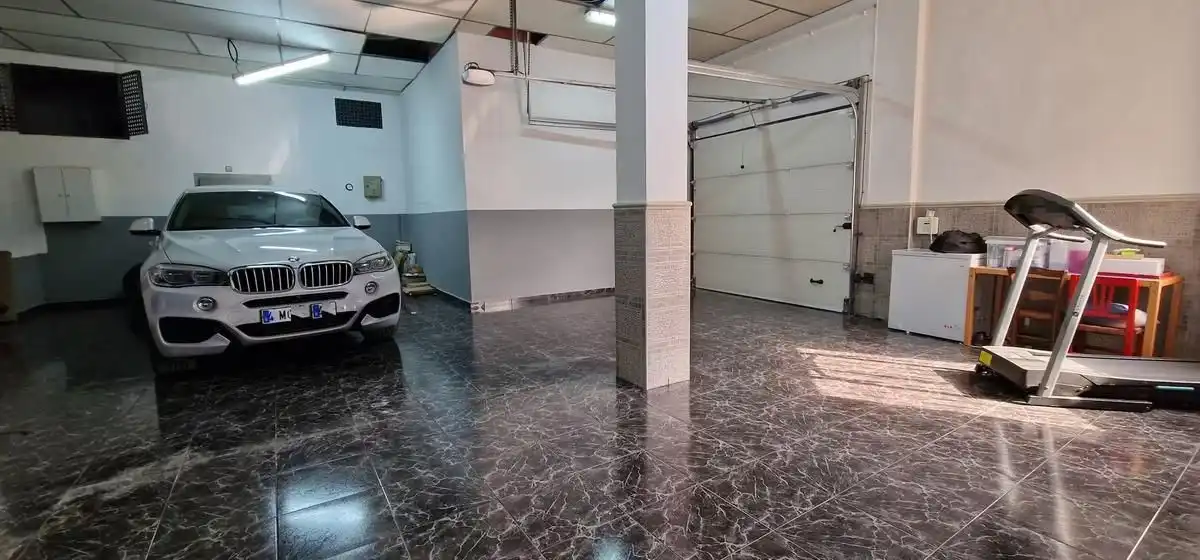 Casa adosada en venda en Totana amb Aire condicionat, Moblat i Balcó