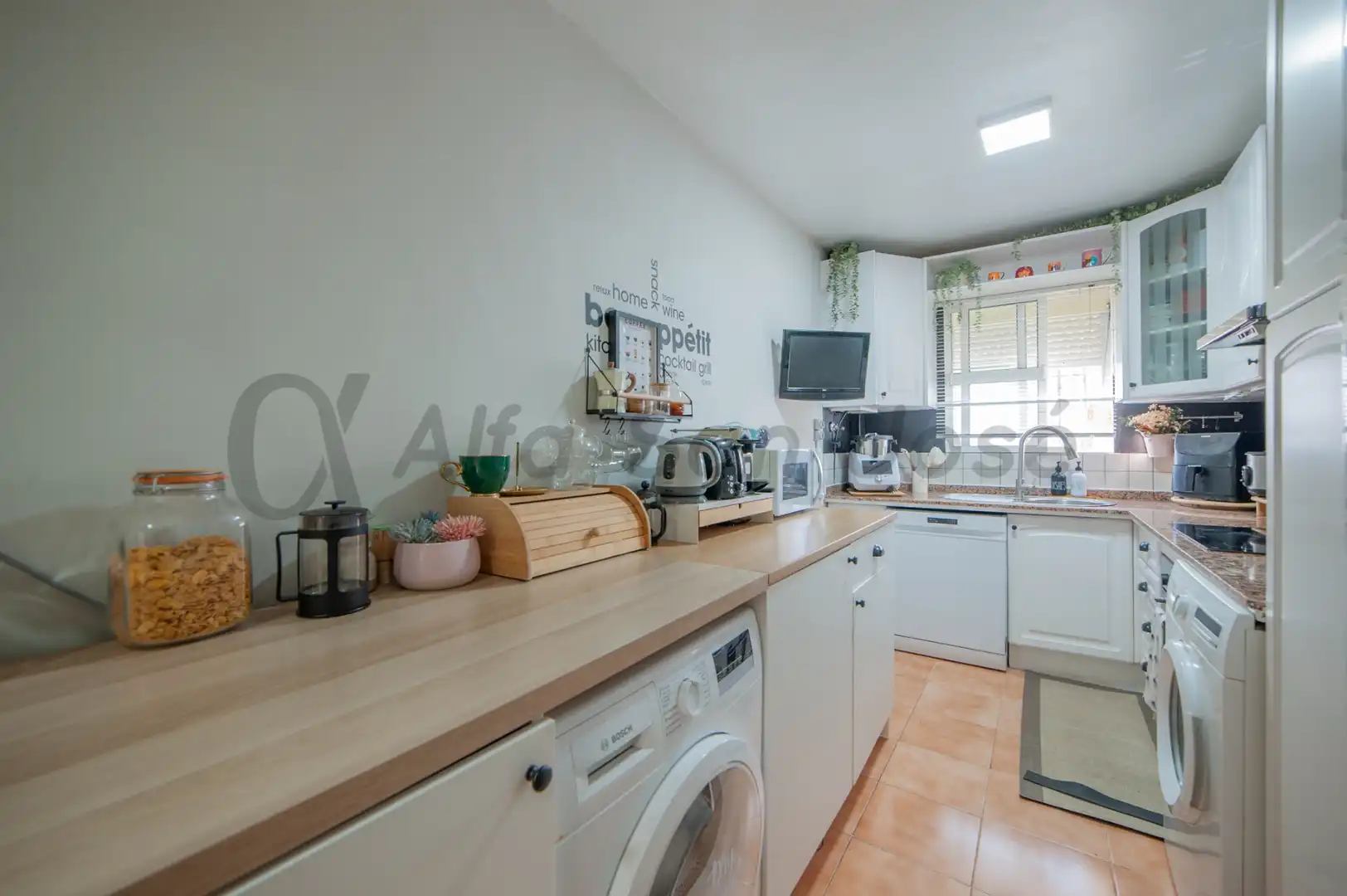 Cocina de Piso en venta en La Rinconada con Aire acondicionado