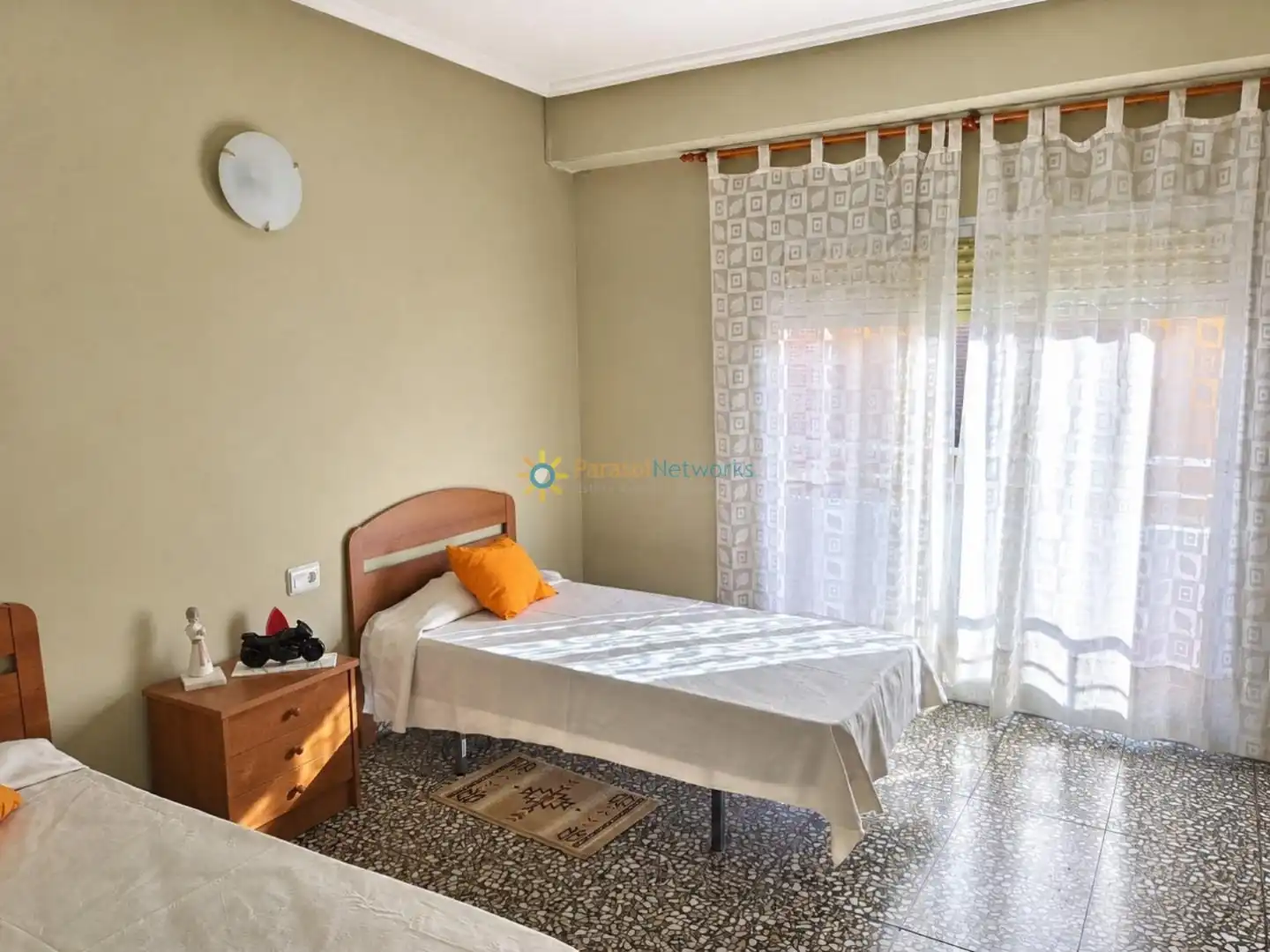 Bedroom of Flat for sale in Oliva  with Balcony