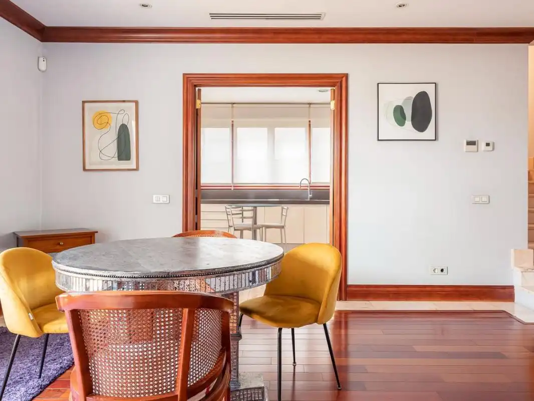 Casa a schiera con terrazza in affitto a Av. de Fuentelarreina, imagen 16