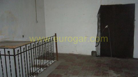 Casa con buhardilla y local comercial céntrico en Chiva 46370, image 4