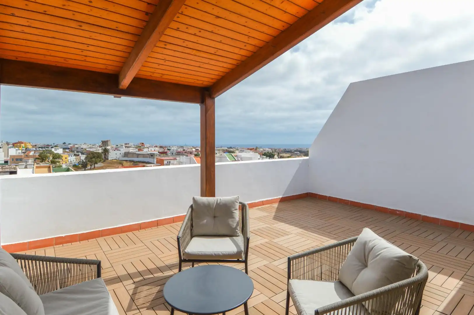 Terraza de Dúplex de alquiler en Telde con Amueblado
