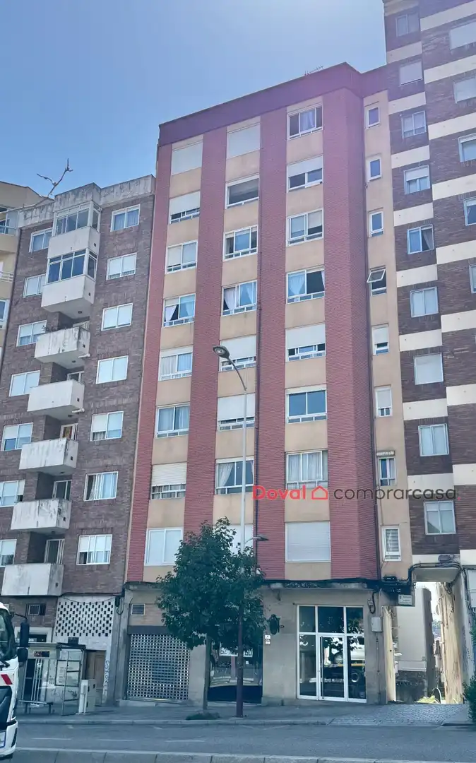 Exterior view of Flat for sale in Vigo   with Parquet flooring