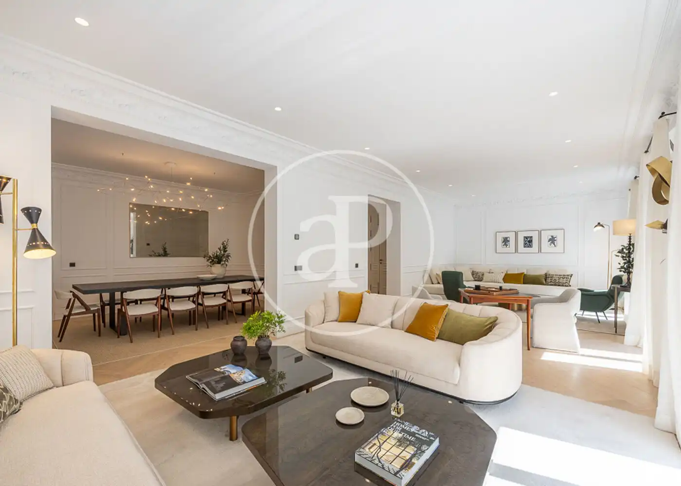 Sala d'estar de Pis en venda en Madrid amb Aire condicionat, Calefacció i Jardí privat