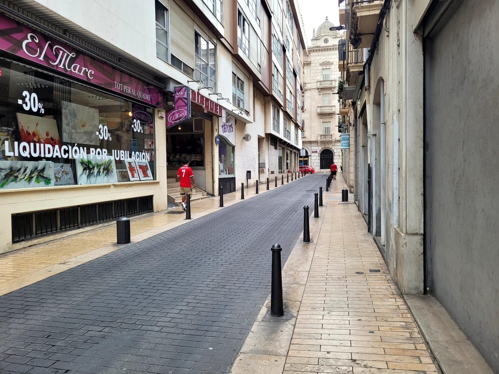 Exterior view of Garage for sale in Reus