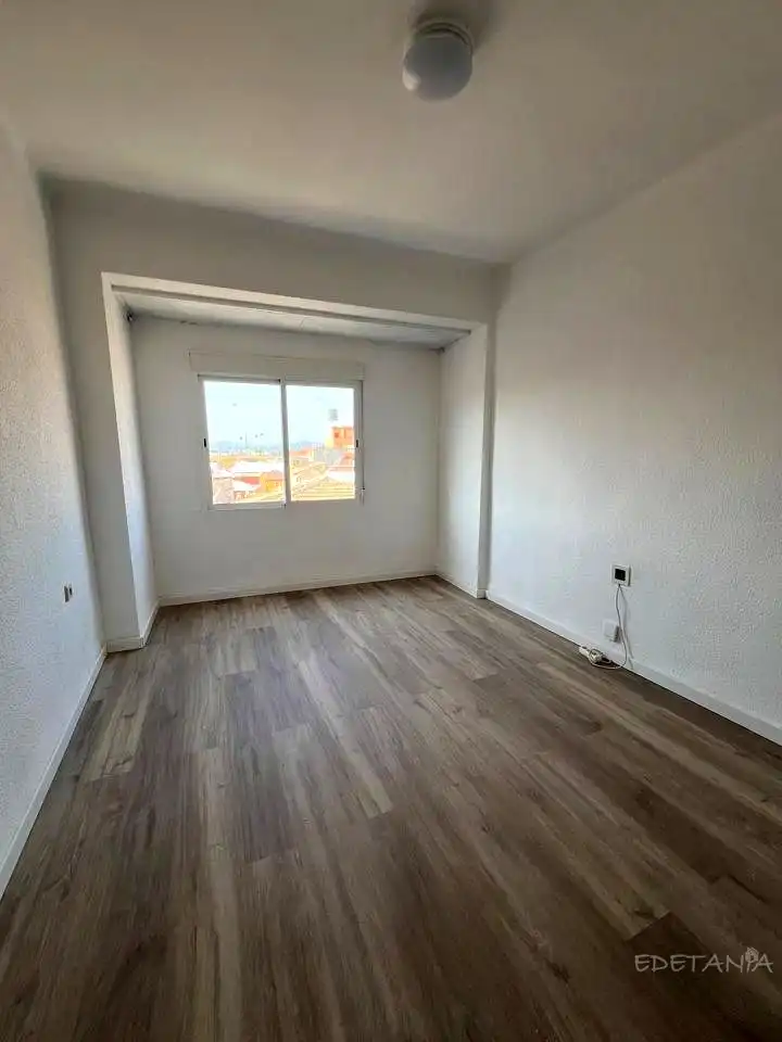Wohnung zur Miete in calle de la Mare de Déu dels Desemparats, Carcaixent