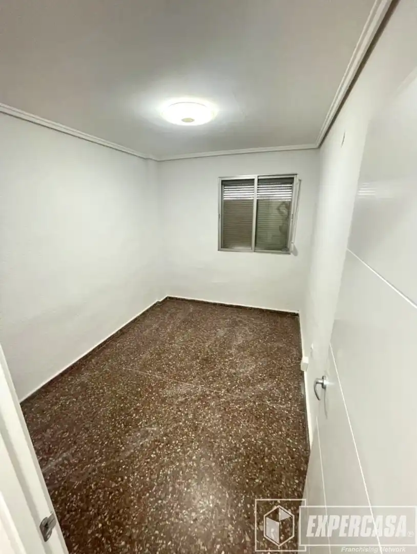 Flat with lift for sale in Alaquàs, imagen 7